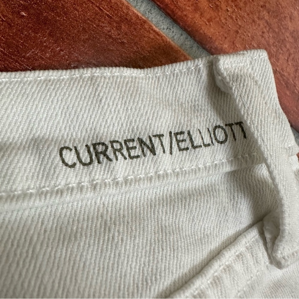 Current/Elliott The Cropped Flip Flop Jeans - Picture 8 of 11